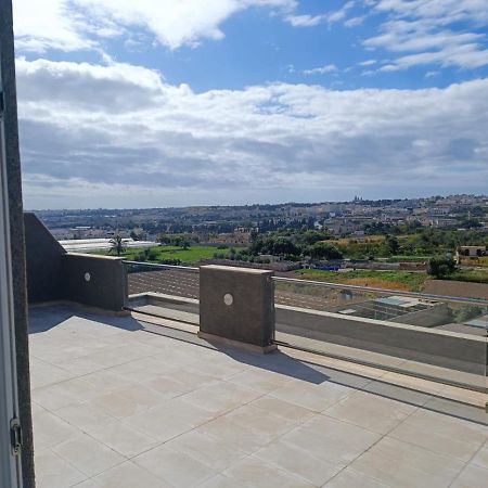 Blu-M Central Qormi Екстериор снимка