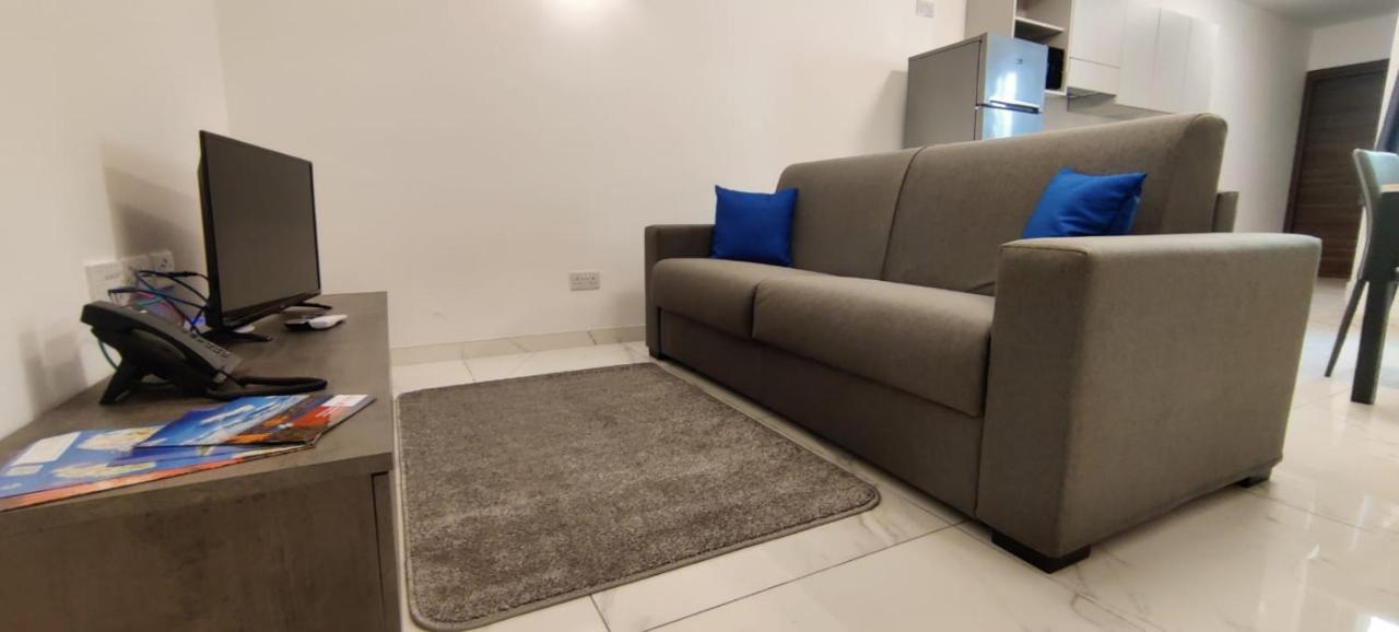 Blu-M Central Qormi Екстериор снимка