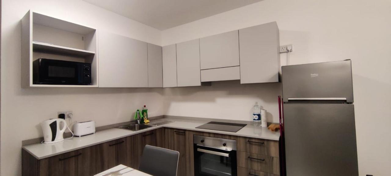 Blu-M Central Qormi Екстериор снимка