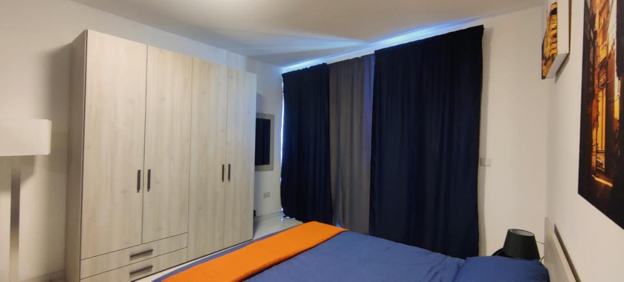 Blu-M Central Qormi Екстериор снимка