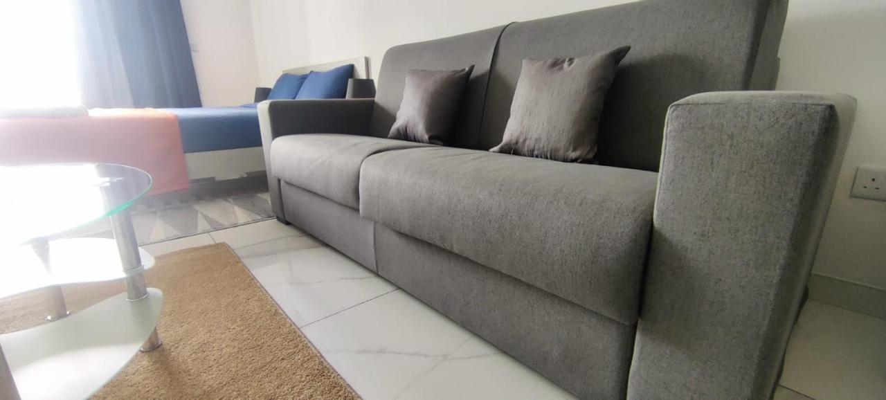 Blu-M Central Qormi Екстериор снимка