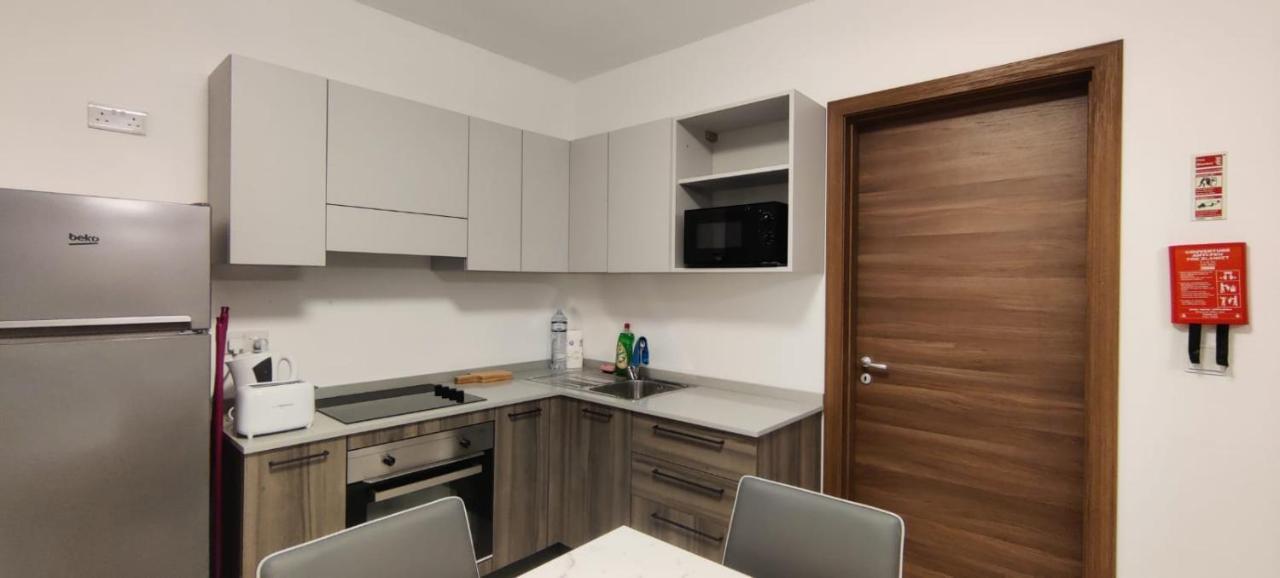 Blu-M Central Qormi Екстериор снимка